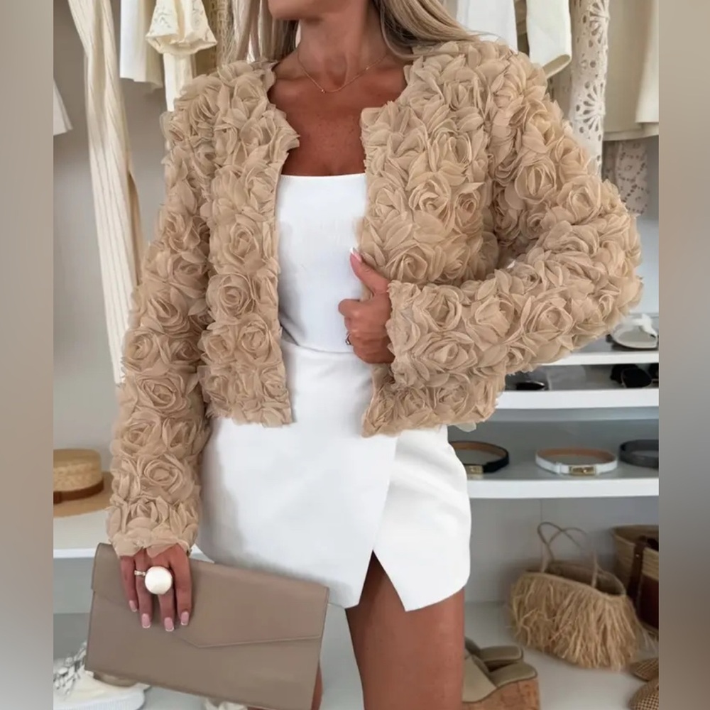 NEW $85 Rosa in nude Floral Women's Jacket